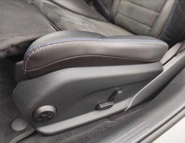 Mercedes-Benz Třídy C 11