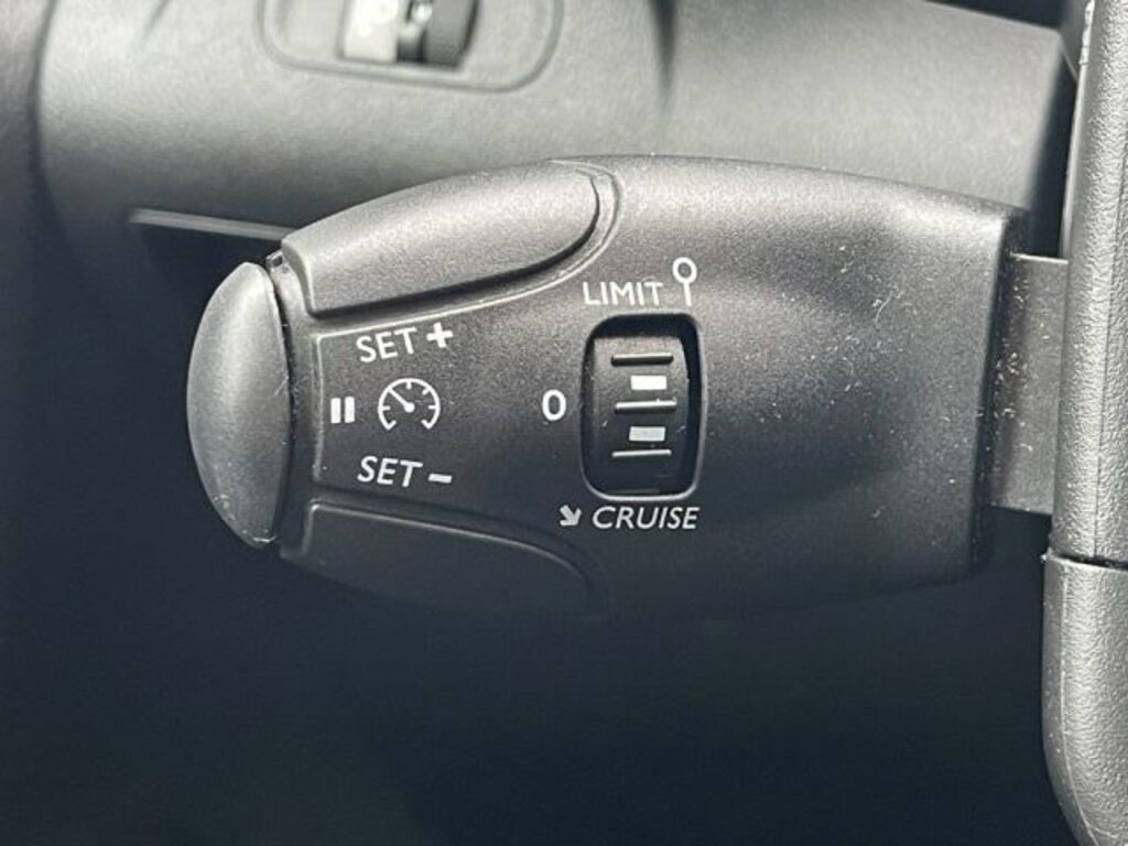 Toyota ProAce City 16