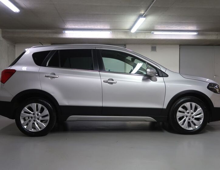 Suzuki SX4 4