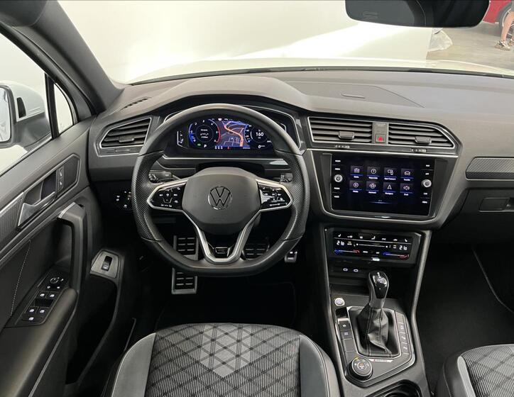Volkswagen Tiguan 5