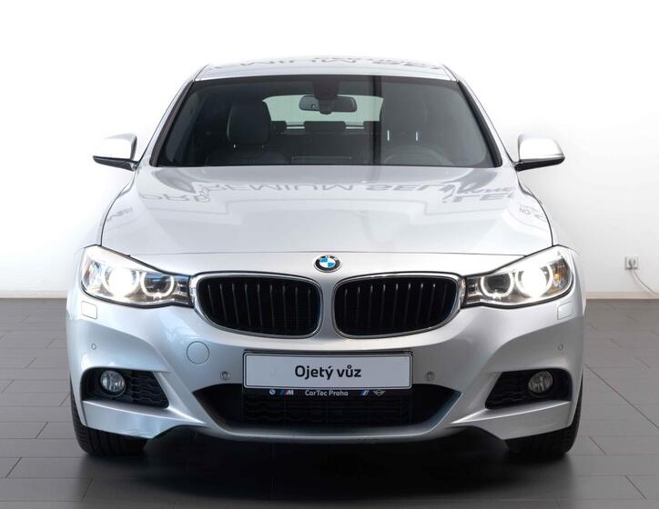 BMW Řada 3 2