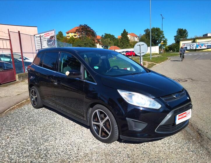 Ford Grand C-MAX 3