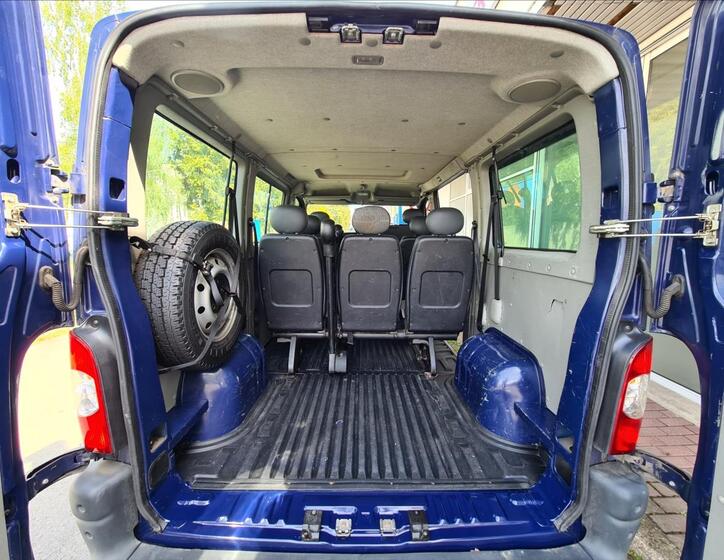 Renault Master 9