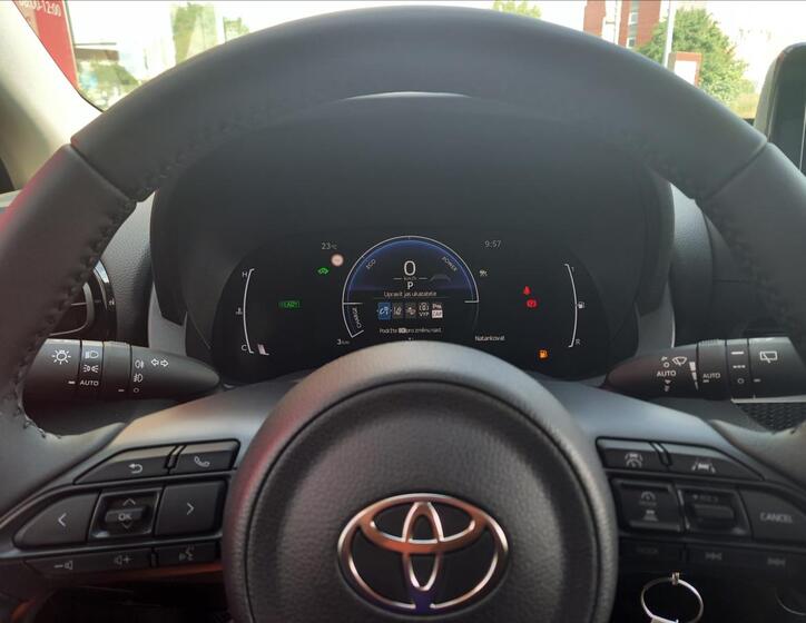 Toyota Yaris 14