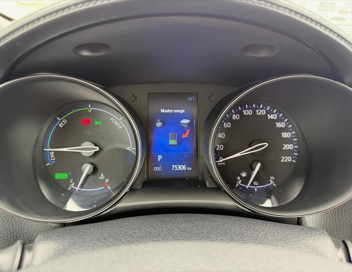 Toyota C-HR 11