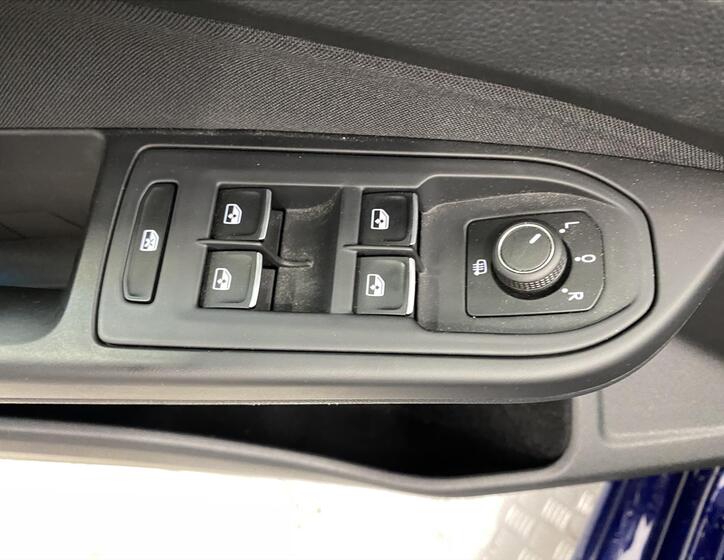 Volkswagen Golf 20
