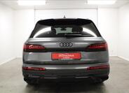 Audi Q7 5