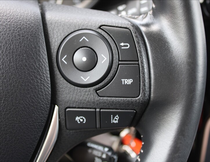Toyota Auris 17