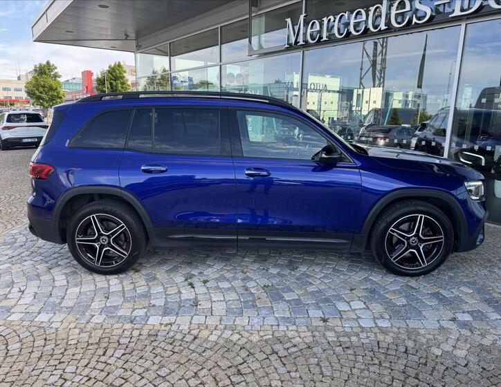 Mercedes-Benz GLB 22
