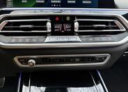 BMW X7 22