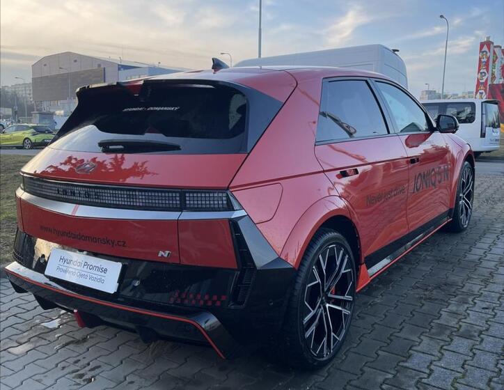 Hyundai IONIQ 4