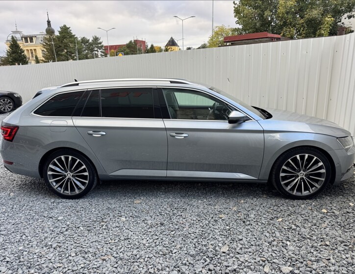 Škoda Superb 14