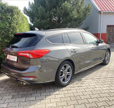 Ford Focus 5