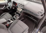 Ford Galaxy 10