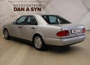 Mercedes-Benz Třídy E 6