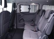Ford Tourneo Custom 16