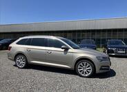 Škoda Superb 8