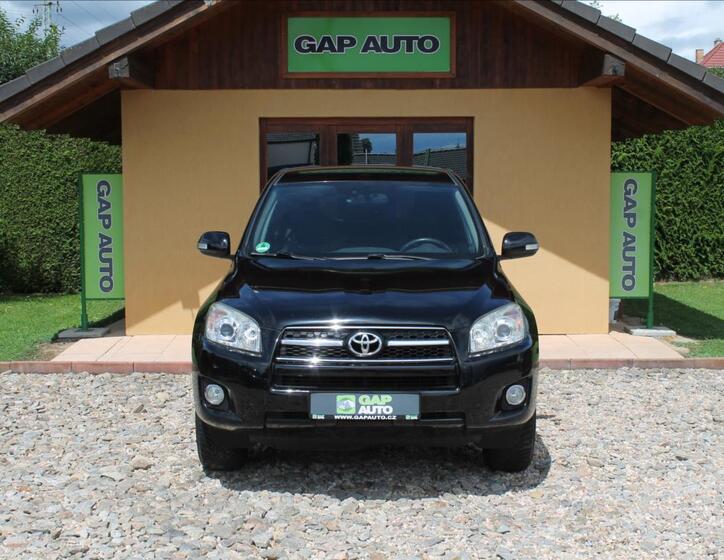 Toyota RAV4 2