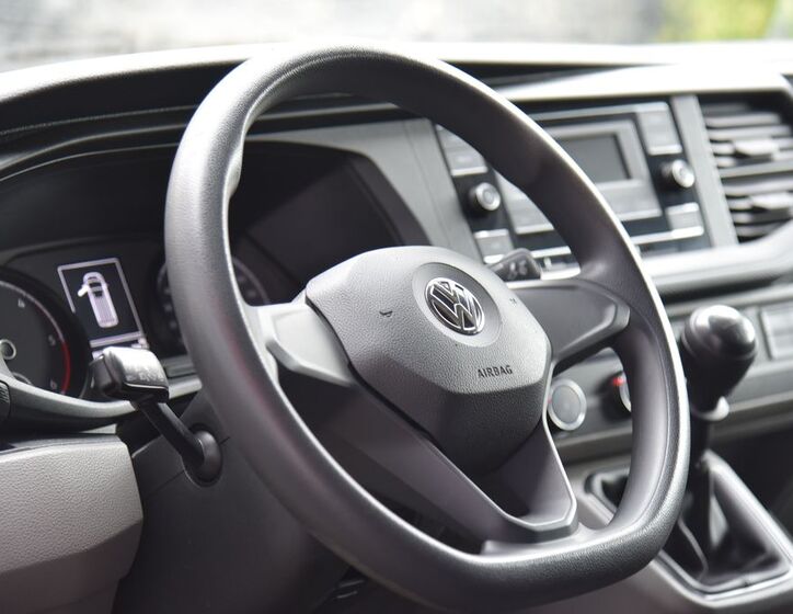 Volkswagen Transporter 13