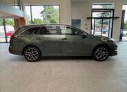 KIA Ceed 4