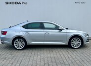 Škoda Superb 9