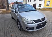 Suzuki SX4 1