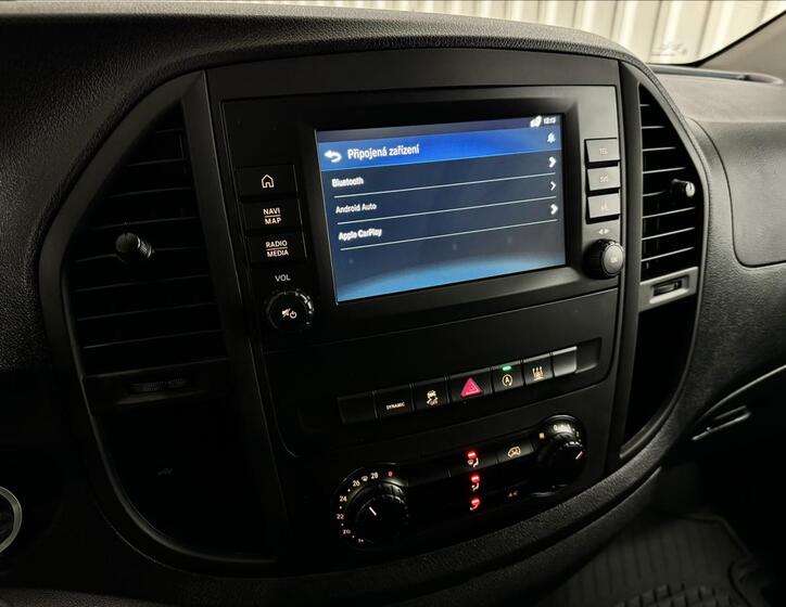 Mercedes-Benz Vito 26