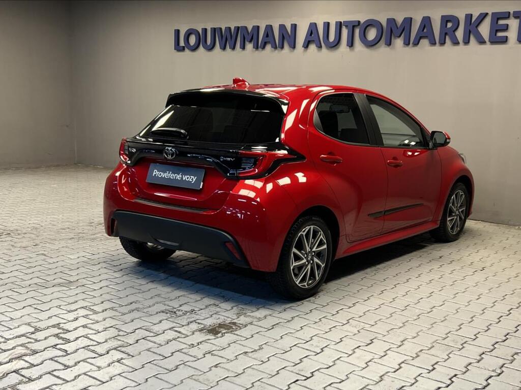 Toyota Yaris 2