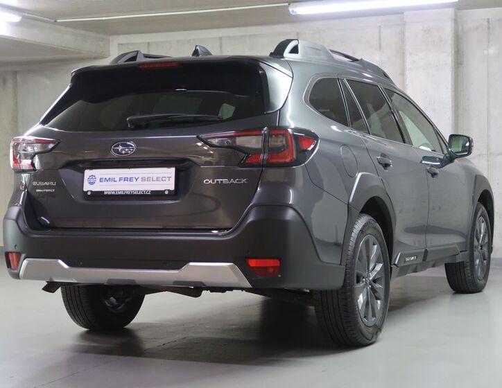 Subaru Outback 5