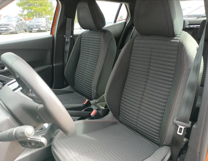 Peugeot 2008 17
