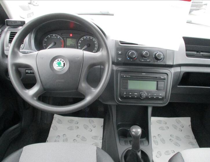 Škoda Fabia 16