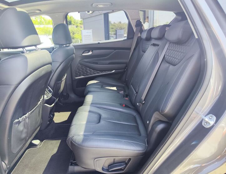 Hyundai Santa Fe 16
