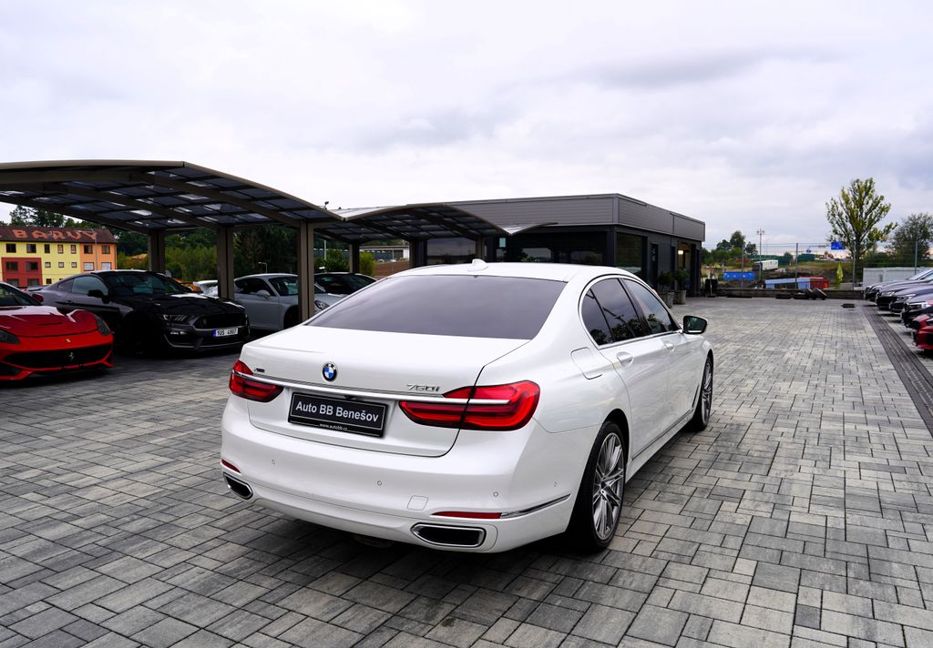 BMW Řada 7