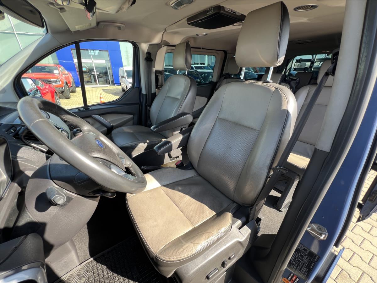 Ford Tourneo Custom