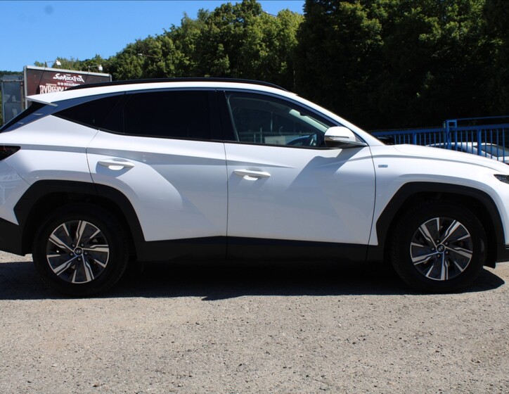 Hyundai Tucson 4