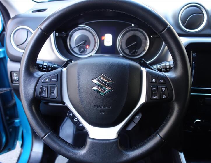 Suzuki Vitara 29