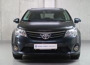 Toyota Avensis 2