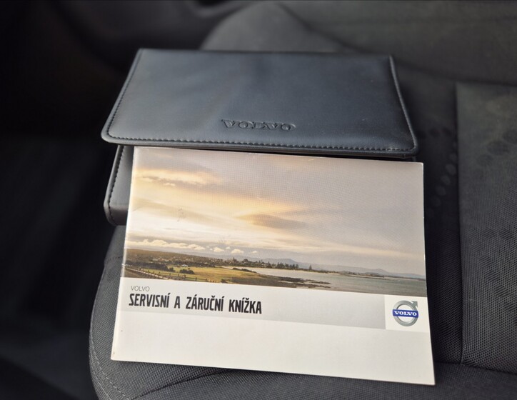 Volvo XC60 32