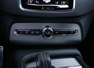 Volvo XC90 16