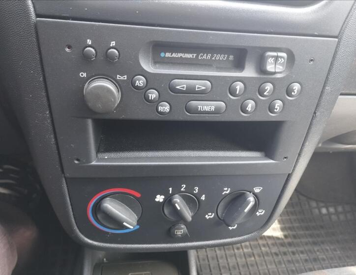 Opel Corsa 12