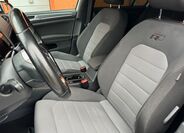 Volkswagen Golf 21