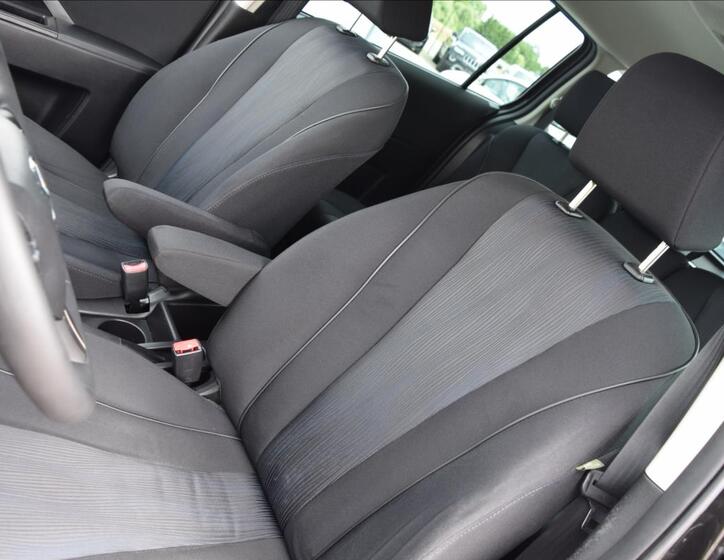 Mazda 5 14