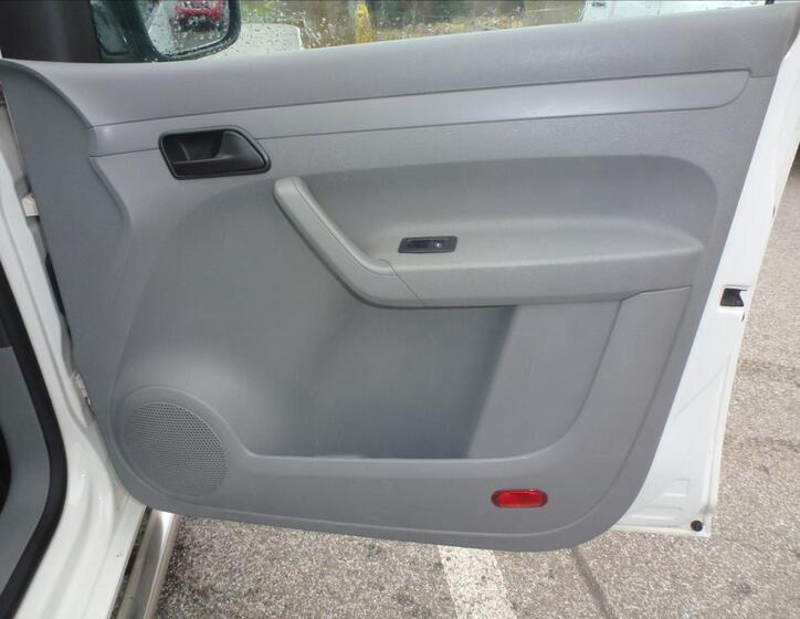 Volkswagen Caddy 24