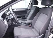 Volkswagen Passat 12
