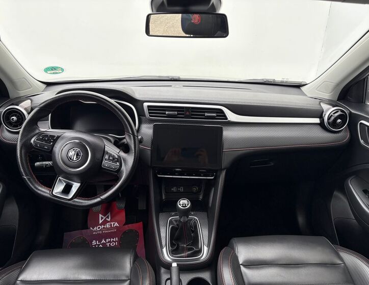 MG ZS 5