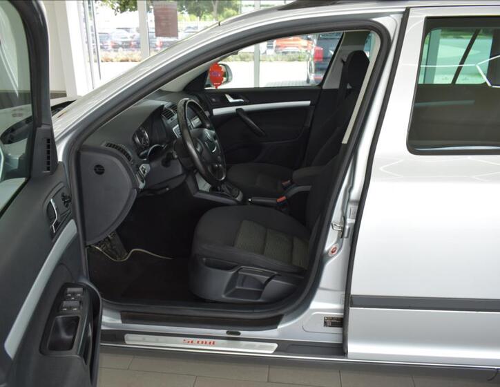 Škoda Octavia 10