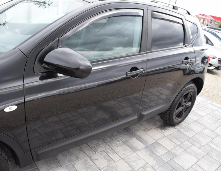 Nissan Qashqai 9