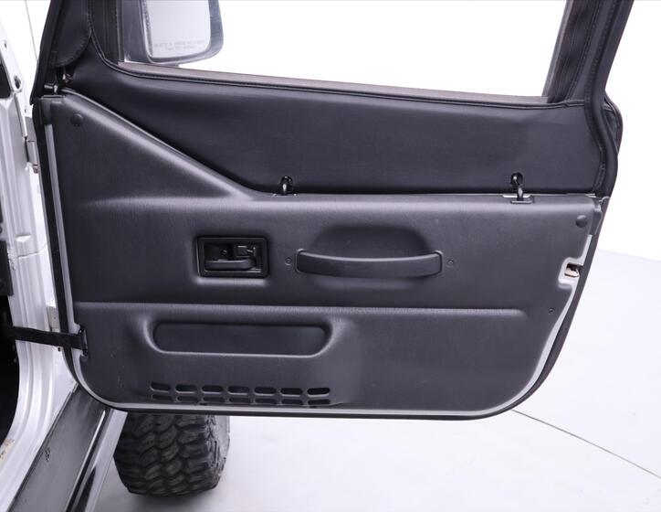 Jeep Wrangler 12