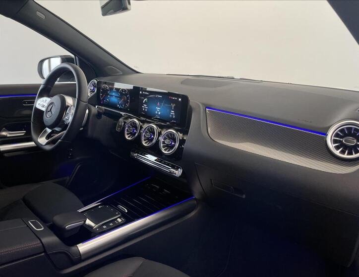 Mercedes-Benz GLA 14