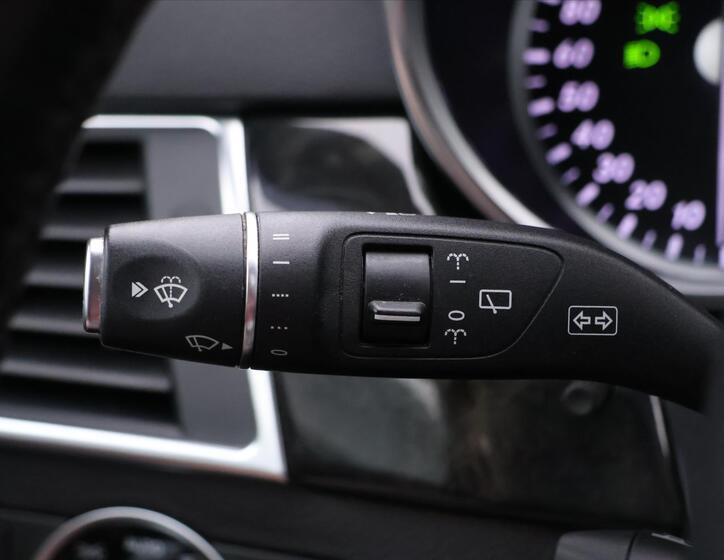 Mercedes-Benz GL 29